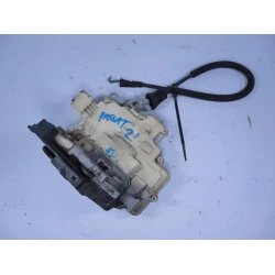 ZAKLEP  ZADAJ LEVA Volkswagen Passat 2006 2.0TDI VARIANT