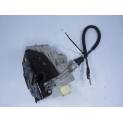 ZAKLEP  ZADAJ LEVA Volkswagen Passat 2006 2.0TDI VARIANT