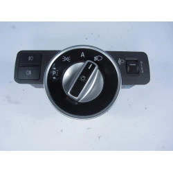 STIKALO LUČI Mercedes-Benz C-Klasse 2010 180 CGI a2049058002