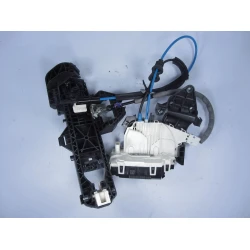 DOOR LOCK REAR RIGHT Mercedes-Benz C-Klasse 2010 180 CGI A2047304035