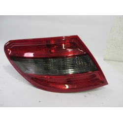 TAIL LIGHT LEFT Mercedes-Benz C-Klasse 2010 180 CGI A2048202964 TAIL LIGHT LEFT Mercedes-Benz C-Klasse 2010 180 CGI A2048202964