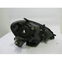 HEADLIGHT LEFT Toyota Avensis 2001 VERSO 2.0