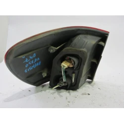 FARO POSTERIORE DESTRO Toyota Avensis 2001 VERSO 2.0