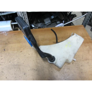 SERBATOIO TERGICRISTALLI Audi A5, S5 2011 2.0TDI QUATTRO 8T0 955 453 C