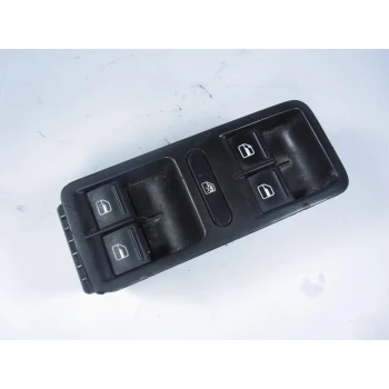 STIKALO STEKLA Volkswagen Polo 2010 1.6 TDI 6r0867255d