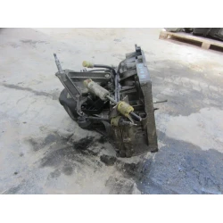 MENJALNIK Renault SCENIC 2006 1.6 16V K4M (812) - D024526