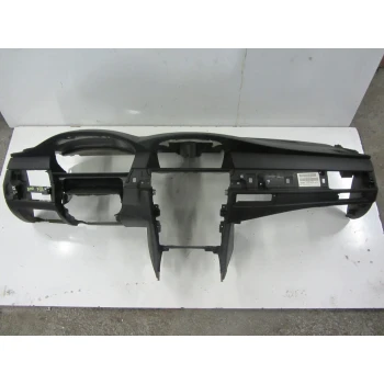 ARMATURNA PLOŠČA BMW 5 2004 525TD 7063264