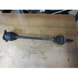 POLOSOVINA ZAD. DESNA Toyota RAV4 2002 1.8