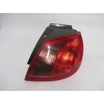STOP LUČ DESNA Mitsubishi Colt 2009 1.3 8331A080