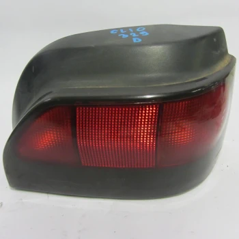 TAIL LIGHT RIGHT Renault CLIO 1997 1.2 FIDJI