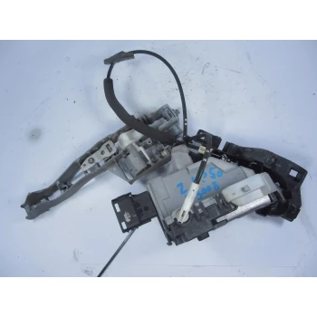 ZAKLEP  ZADAJ LEVA Peugeot 3008 2010 1.6 HDI 9137V5
