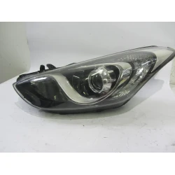 HEADLIGHT LEFT Hyundai i30 2016 1.6CRDI 92101a6020