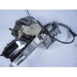 ZAKLEP  SPREDAJ DESNA Peugeot 208 2013 1.6 HDI 16V