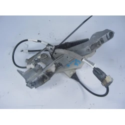 ZAKLEP  SPREDAJ DESNA Peugeot 2008 2015 1.6 HDI 16V