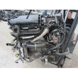 ENGINE COMPLETE Peugeot 2008 2015 1.6 HDI 16V 9H06