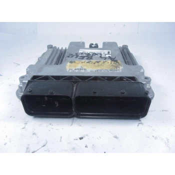 RAČUNALNIK MOTORJA Audi A4, S4  a4 8k 1.8tfsi 8k1907115d
