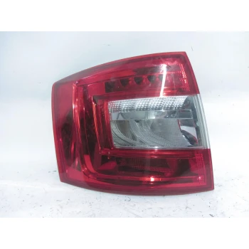 FARO POSTERIORE SINISTRO Škoda Octavia 2018 COMBI 2.0 TDI 5e9945095b  5E9945111B