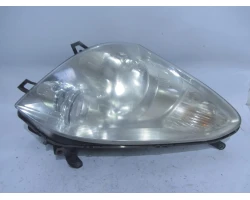 HEADLIGHT LEFT Toyota Corolla Verso 2008 2.2 D4D