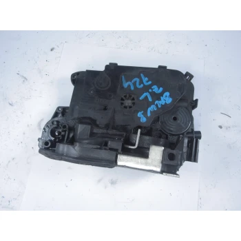 ZAKLEP  ZADAJ LEVA BMW 3 2011 318 TOURING D AUT
