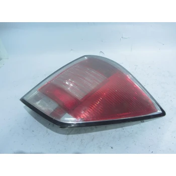 TAIL LIGHT RIGHT Opel Astra 2006 1.6 24451840