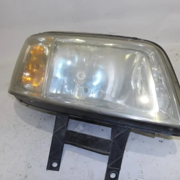FARO ANTERIORE DESTRO Volkswagen Transporter 2006 1.9 TDI 0301191302