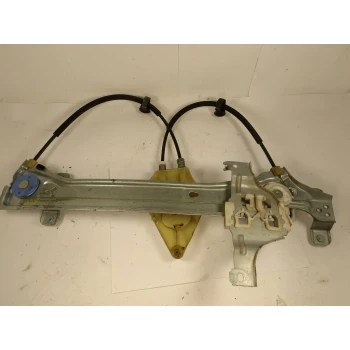 MECCANISMO ALZA VETRO POSTERIORE SINISTRO Renault MEGANE III  2011 1.5 DCI 827210003r