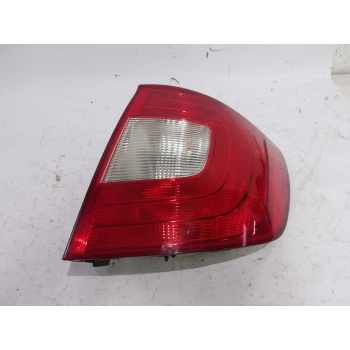 TAIL LIGHT RIGHT Škoda Superb 2013 2.0 TDI