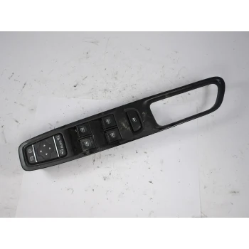 STIKALO STEKLA Renault CLIO 2018 IV. 1.2 16V 255702886r