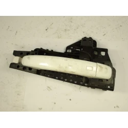 KLJUKA ZUNAJ  SPREDAJ DESNA Audi A4, S4 2010 2.0 TDI