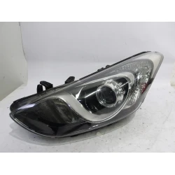 HEADLIGHT LEFT Hyundai i30 2016 1.6CRDI 92101a6020