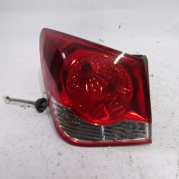 TAIL LIGHT RIGHT Chevrolet Cruze 2010 2.0 DT 16V