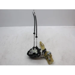 DOOR LOCK REAR RIGHT Hyundai Santafe 2009 2.2 CRDI 4WD 814202b000