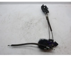 ZAKLEP  ZADAJ DESNA Nissan Juke 2010 1.5 DCI 825001KA0A