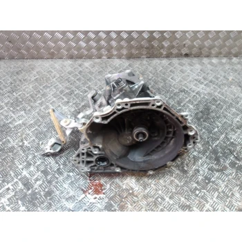 CAMBIO Opel Corsa 2010 1.4 16V ML5 55566113