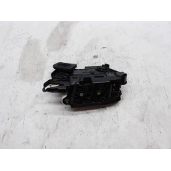 ZAKLEP SP LEVA Volkswagen Passat 2015 2.0 TDI AUT 4MATIC VARIANT 5e1837015a