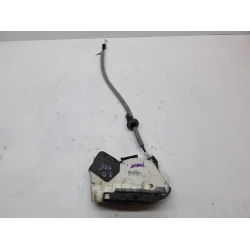 ZAKLEP  SPREDAJ DESNA Volkswagen Passat 2016 VARIANT 2.0 / TDI AUT. 5NB837016E