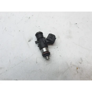 INIETTORI BENZINA / DIESEL Renault CLIO III 2006 1.2 16V h82292589  8200292590