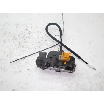 ZAKLEP  SPREDAJ DESNA Opel Insignia 2013 2.0 DT 16V SW 13579523