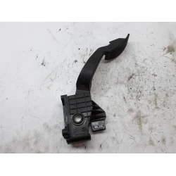 PEDAL PLINA ELEKTRIČEN Opel Corsa 2007 1.2 16V 55702020