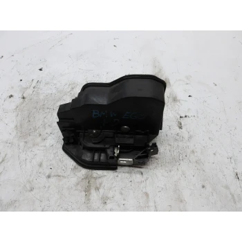 ZAKLEP  SPREDAJ DESNA BMW 5  535d e60 7167068