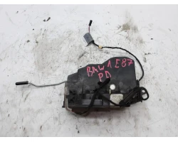 ZAKLEP  SPREDAJ DESNA BMW 1  e87 7167074