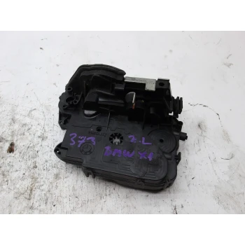 ZAKLEP  ZADAJ LEVA BMW X 2012 X1 SdRIVE 18 D aut 51227318417