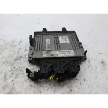 RAČUNALNIK MOTORJA Citroën XSARA 2003 1.4 9646243580