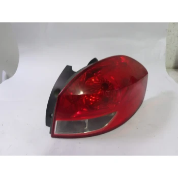 TAIL LIGHT RIGHT Renault CLIO III 2008 1.2 16V GRANDTOUR 8200586844