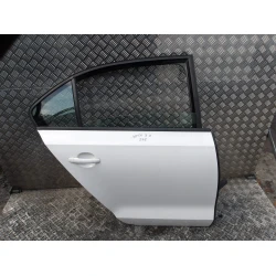 GOLA VRATA ZADAJ DESNA Volkswagen Jetta 2013 1.6 TDI 5C6833056E