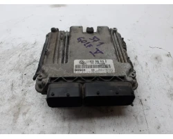 ENGINE CONTROL UNIT Volkswagen Golf 2004 V. 1.9 TDI 03g906016b