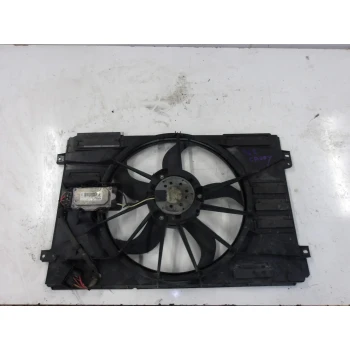 VENTILATOR HLADILNIKA Volkswagen Caddy 2010 1.6 TDI 1K0121205AF