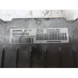 ENGINE CONTROL UNIT Peugeot 307 2002 2.0 HDI BREAK 9646449280