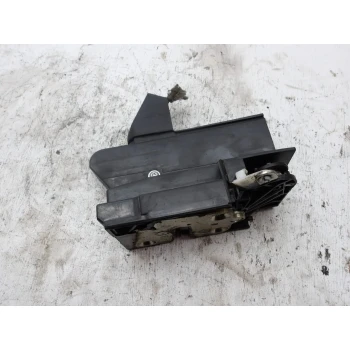 ZAKLEP  SPREDAJ DESNA Dacia Sandero 2019 1.0