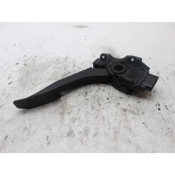 PEDALE ACCELERATORE Volvo S/V70  2.4 TD5 6pv010834